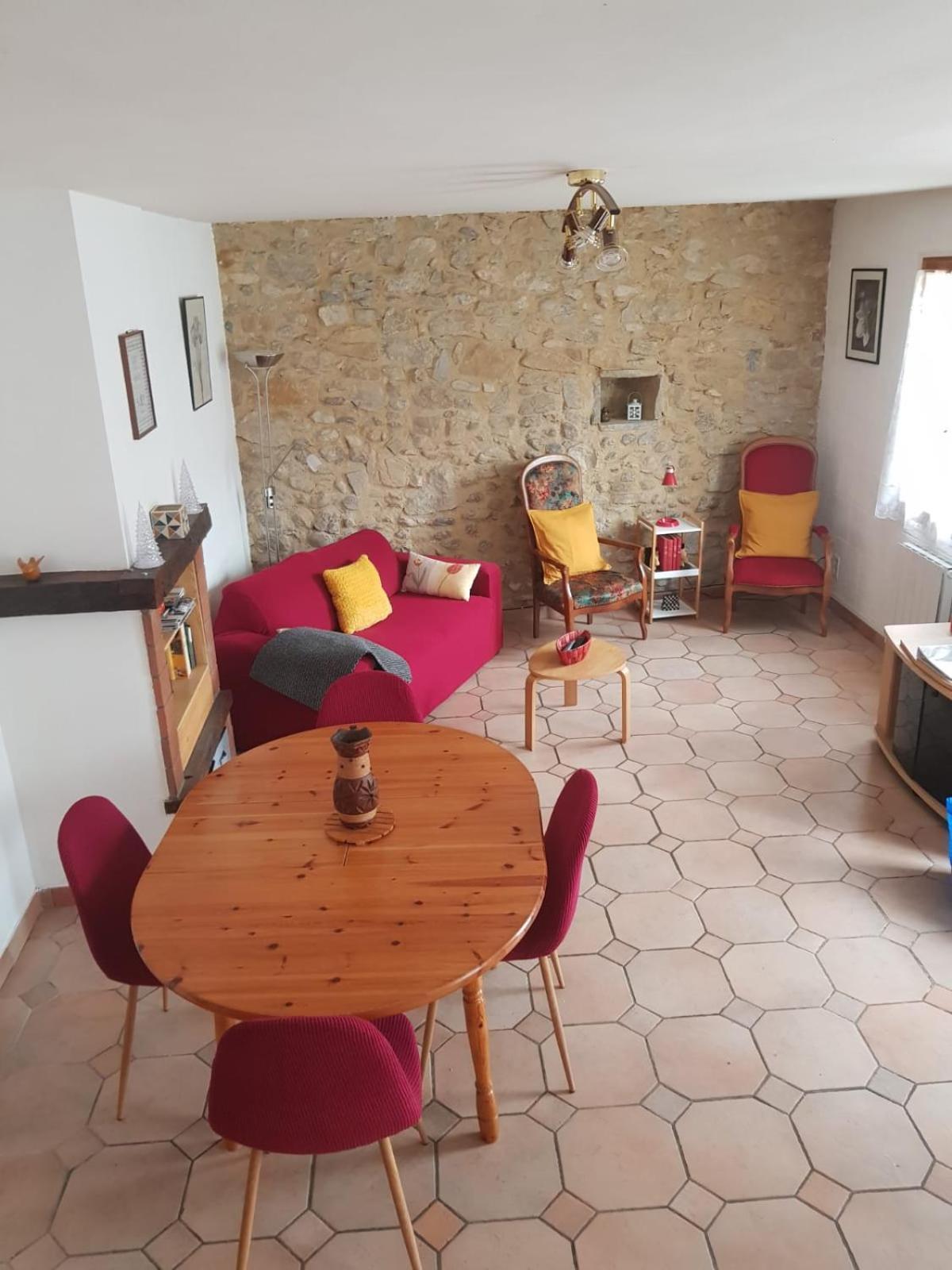 Maison Dans Un Village Calme Carla-de-Roquefort Екстериор снимка